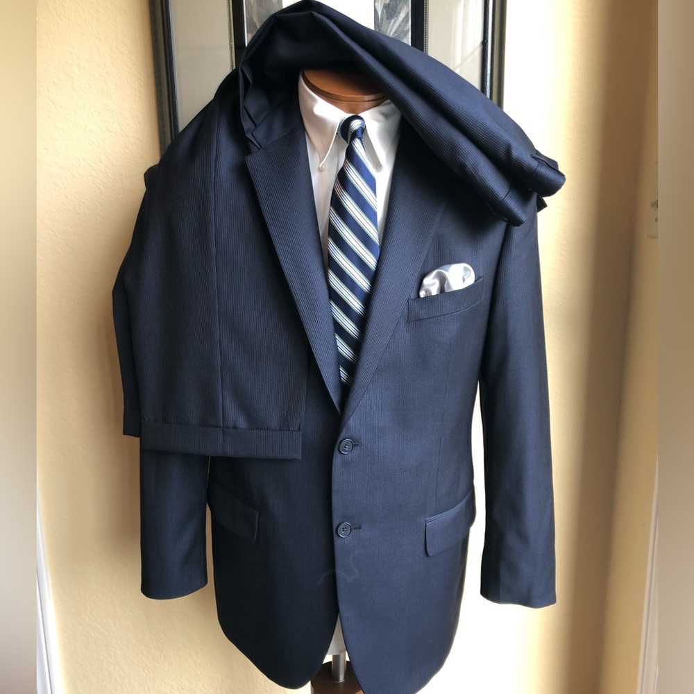 Joseph Abboud Super 120s Wool 2 Piece Dark Gray Pinstripe 42R Slacks W36” L29”